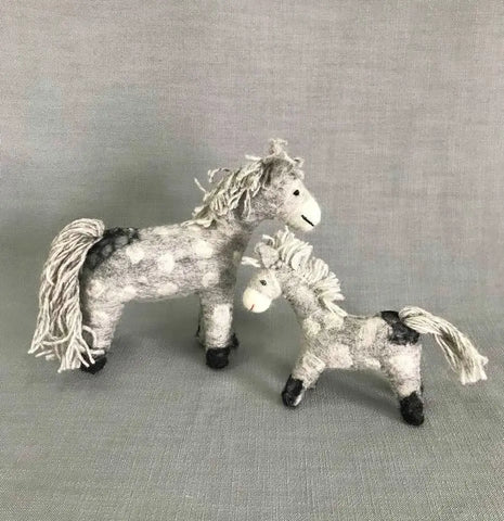 Felt Dapple Horses