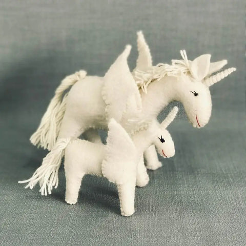 Felt Unicorns - White